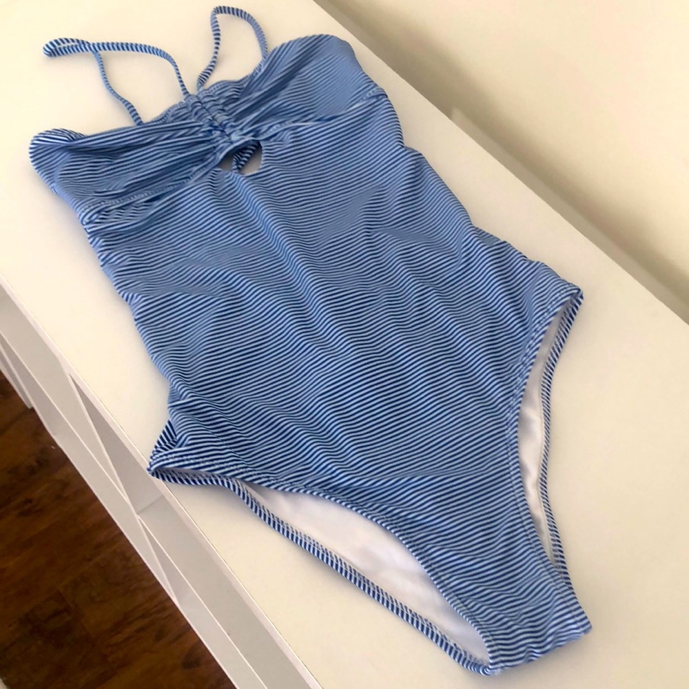 Cupshe Blue-Striped One Piece Swimsuit (NWOT)